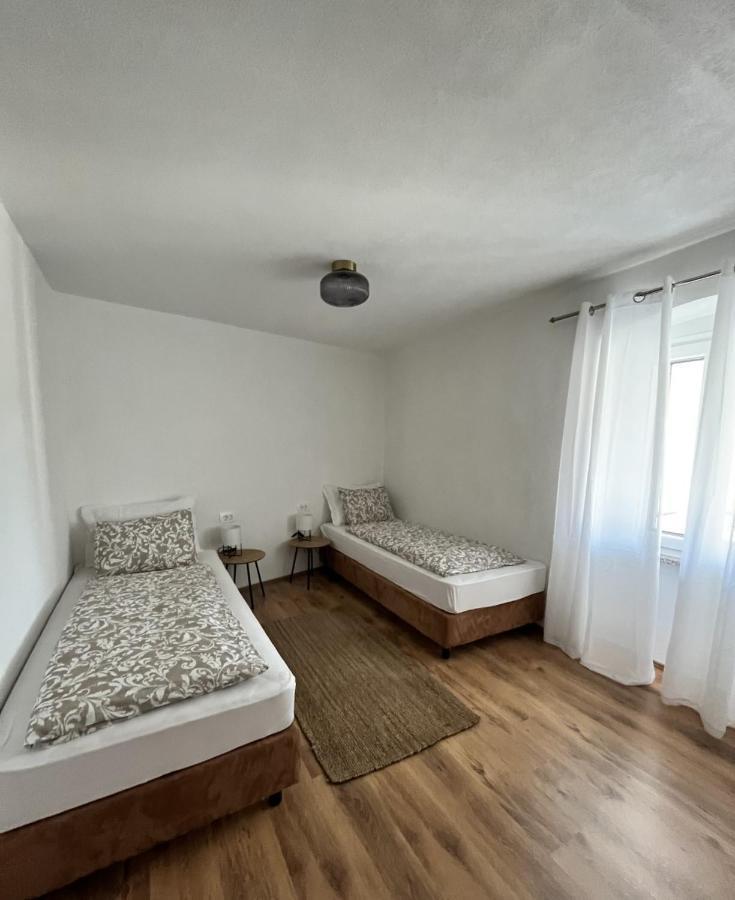 Apartment Lorun 47 Tar-Vabriga Eksteriør bilde